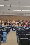 Dr. Aparício e Dra. Maria Silvia entregam cestas de Natal aos colaboradores